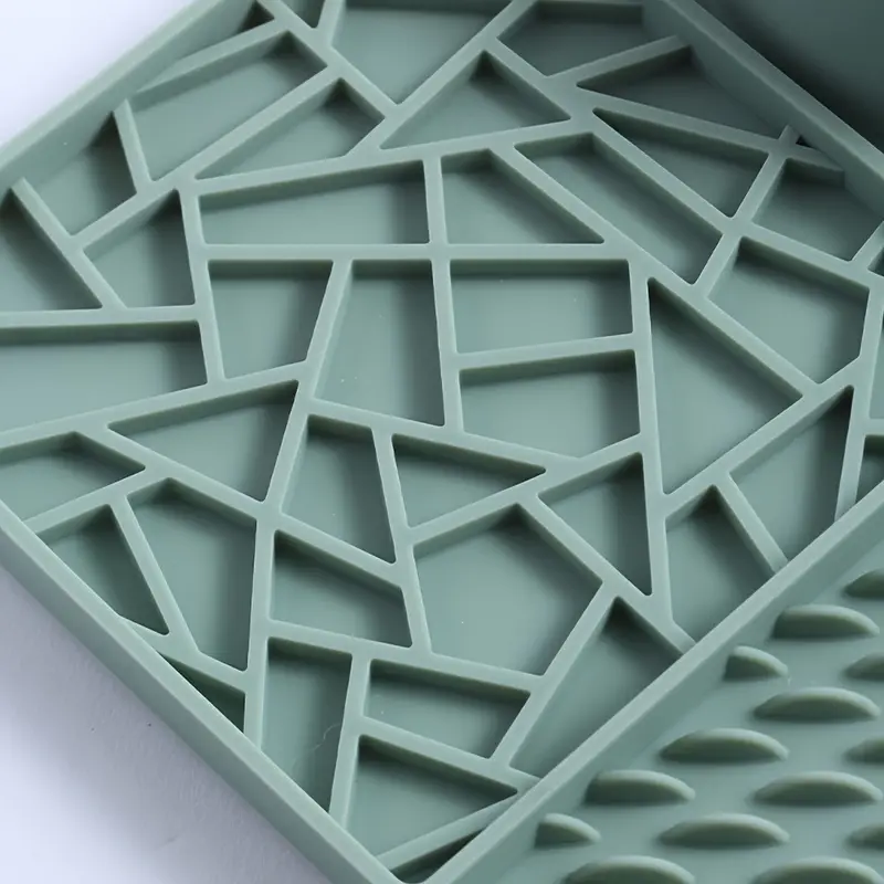 1 silicone slow-feeder for pet cats, multi-functional cat feeding mat