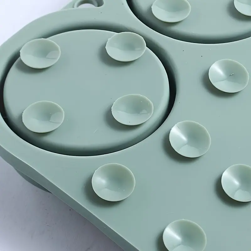 1 silicone slow-feeder for pet cats, multi-functional cat feeding mat