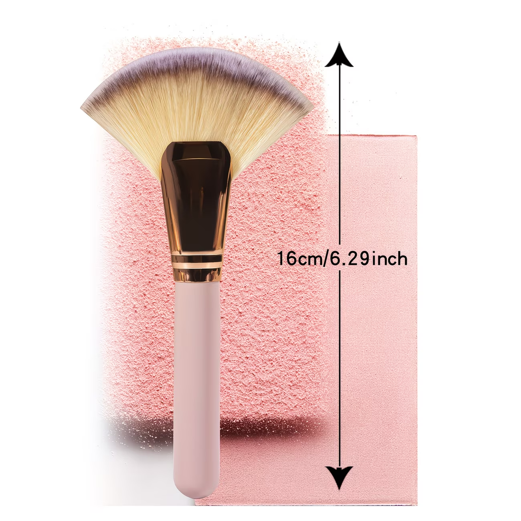 Single diamond shaped facial makeup brush
