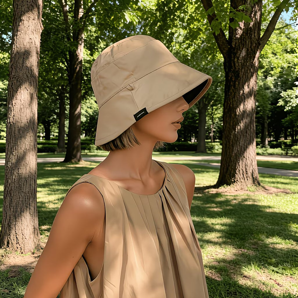 Reversible bucket hat with a narrow brim.