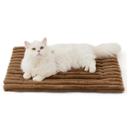 Winter essentials for your pet,Self Warming pet insulation pad