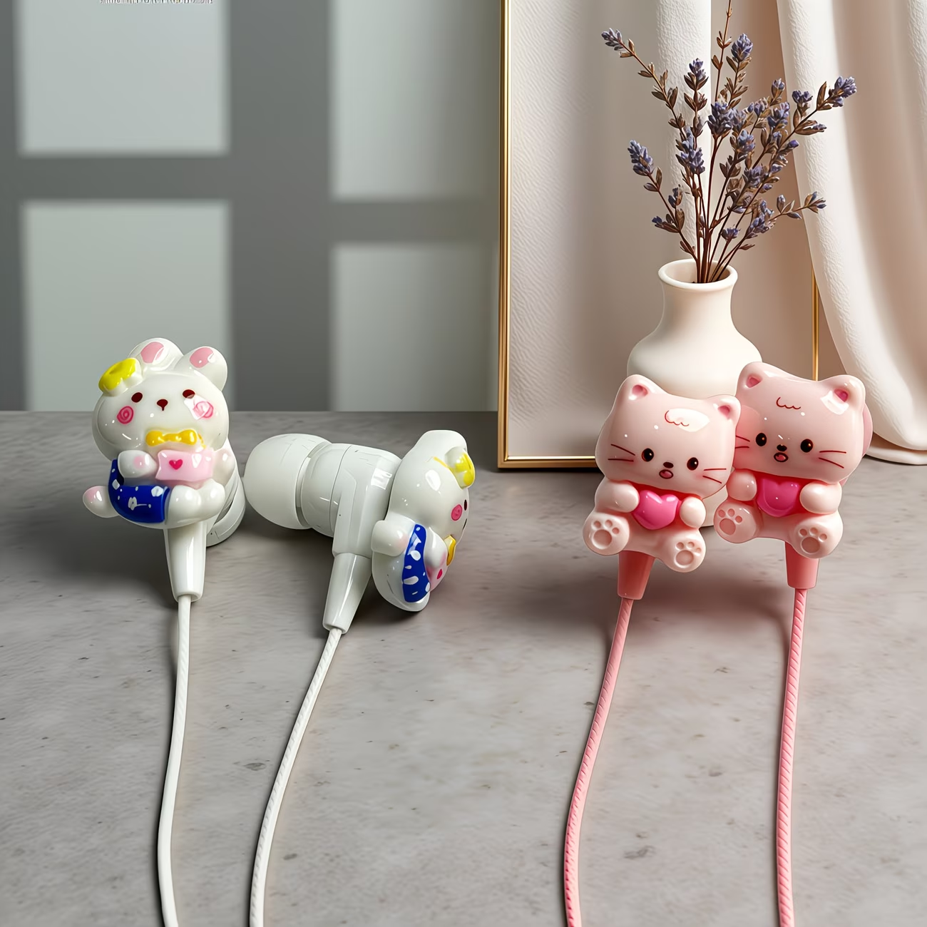 Cute cat shaped wired headphones with additional features, built-in microphone and volume adjustment