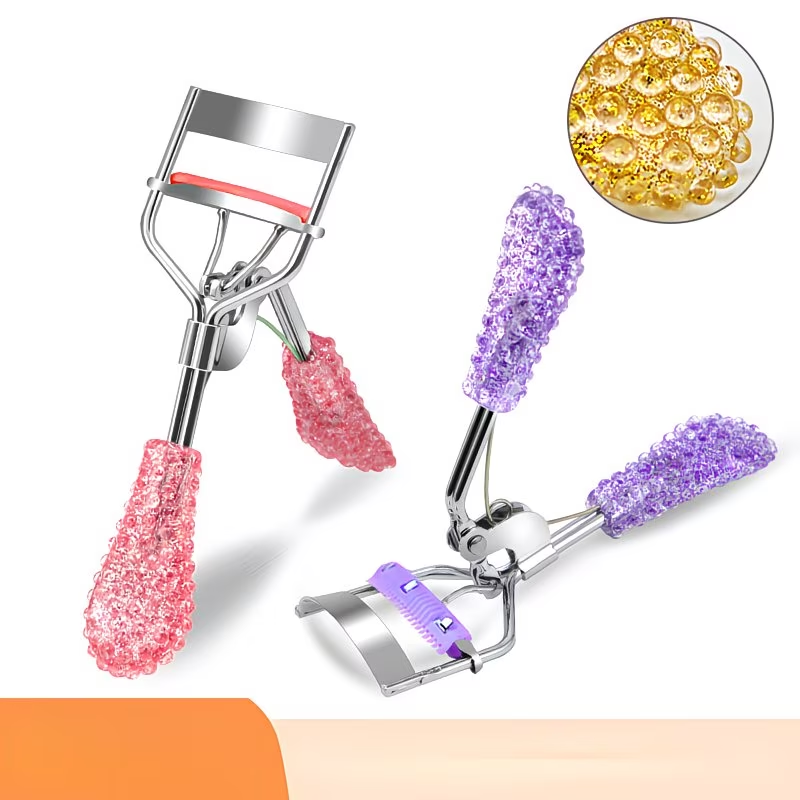 2 pieces of eyelash curler with comb handle and false eyelash assist