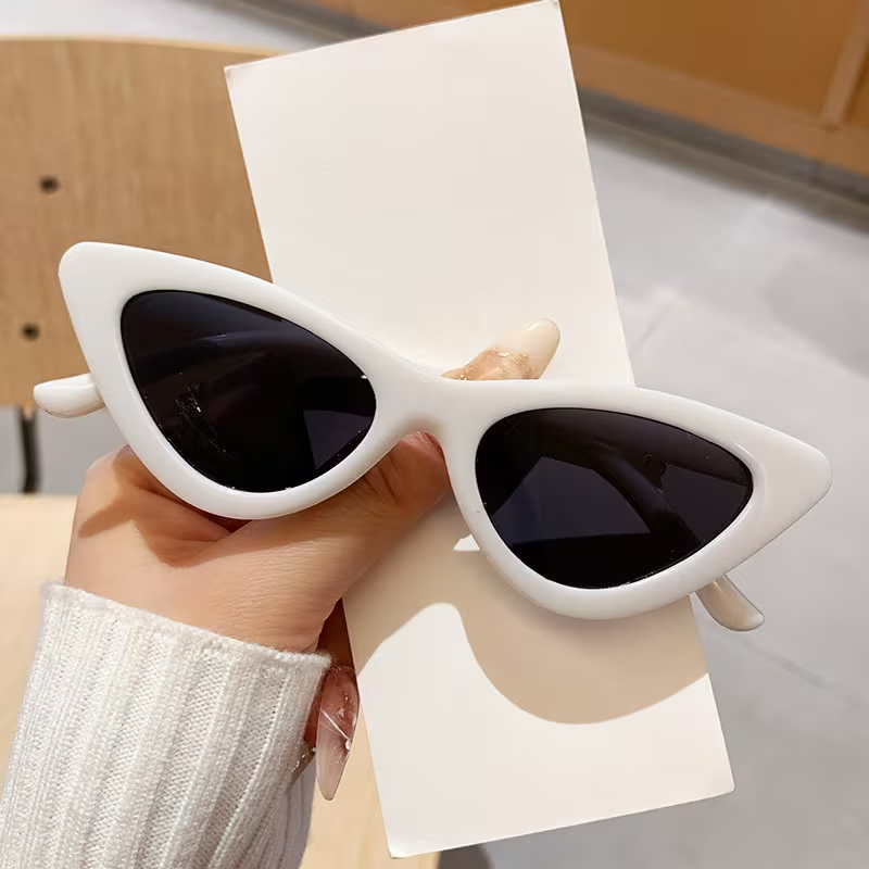 Cat-eye glasses, suitable for themed parties, costume events, and everyday wear.