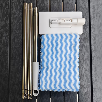 7-piece set (1 mop and 6 random cleaning cloths) hands-free mop, suitable for both wet and dry use.